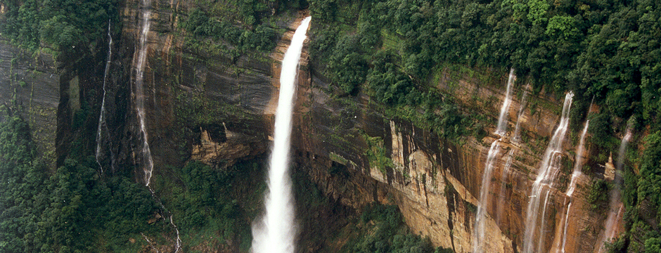 Nohkalikai Falls, Cherrapunjee, Meghalaya.